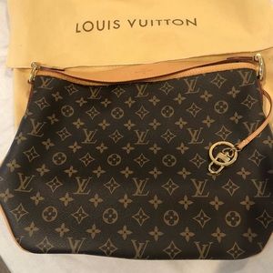 “SOLD” ✨ Authentic Louis Vuitton Delightful PM (2015)